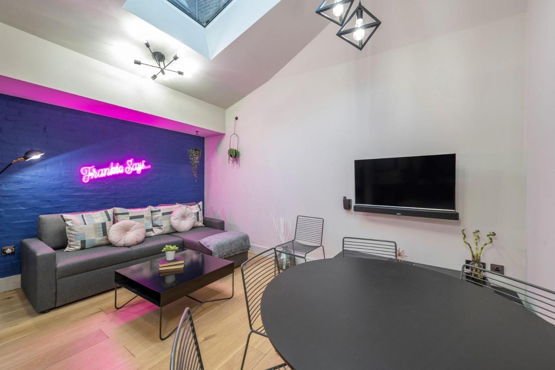 The Insta Playhouse - Covent Garden - By Frankie Says Apartman London Kültér fotó